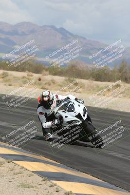 media/May-05-2025-Moto Forza (Mon) [[3c1838c5e5]]/2-B Group/Session 2 (Turn 7 Inside)/